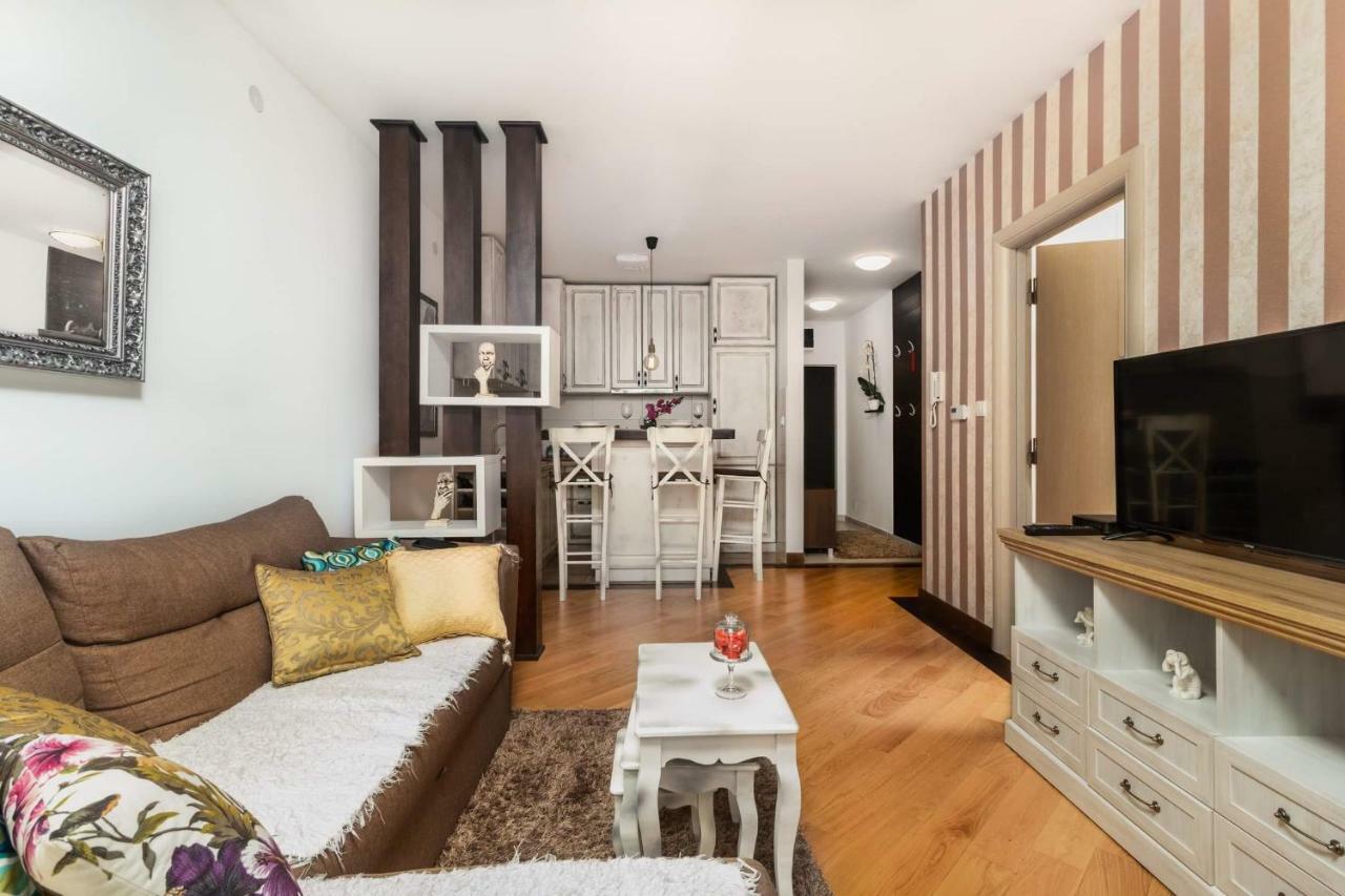 Luxury Apartmani Kg Kragujevac Dış mekan fotoğraf