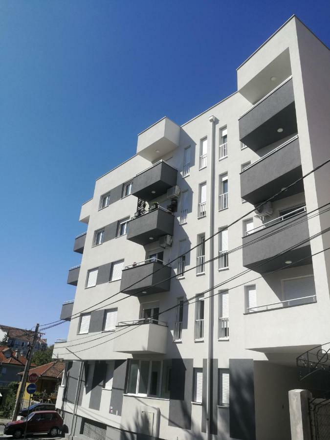 Luxury Apartmani Kg Kragujevac Dış mekan fotoğraf